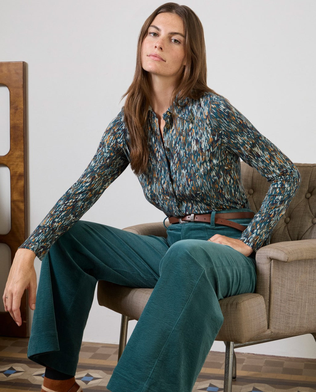 Camisa de punto elástica azul petróleo