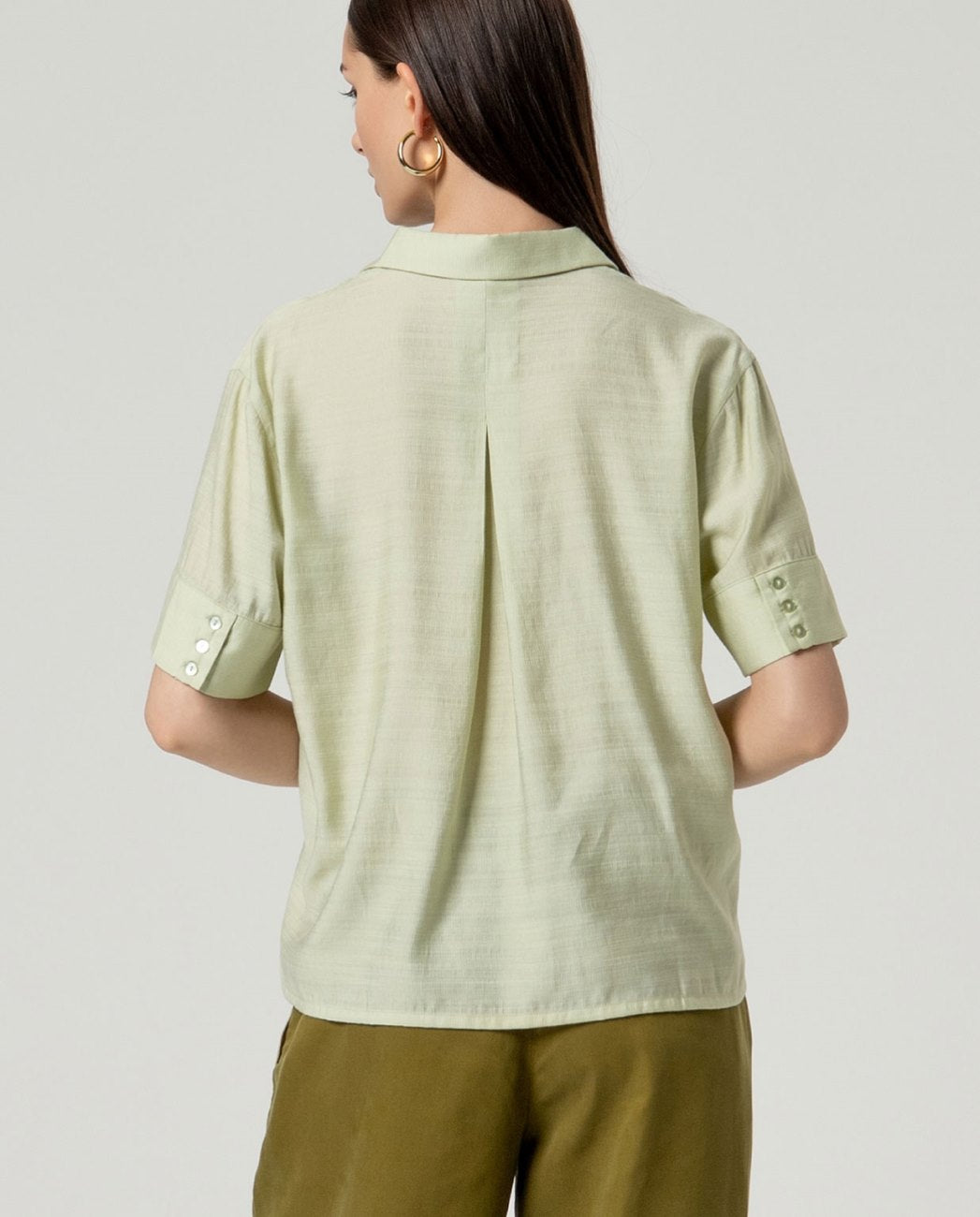 Camisa manga corta bolsillo Oliva claro