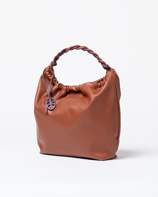 Bolso con asa retorcida bicolor