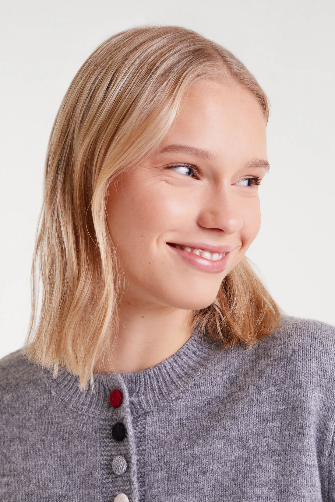 Cárdigan de punto botón colores