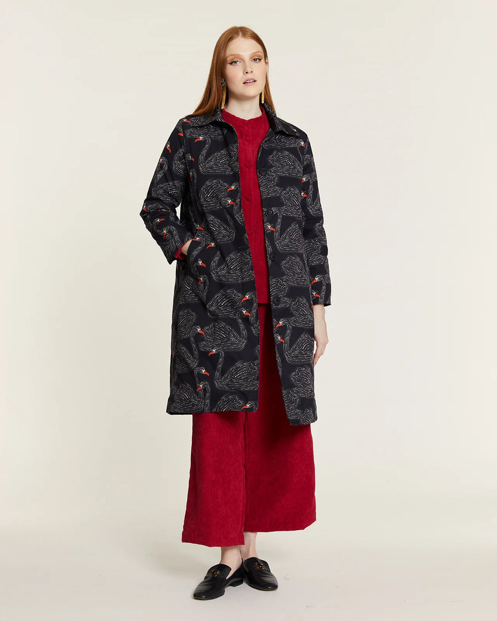 Abrigo cisnes forro acolchado