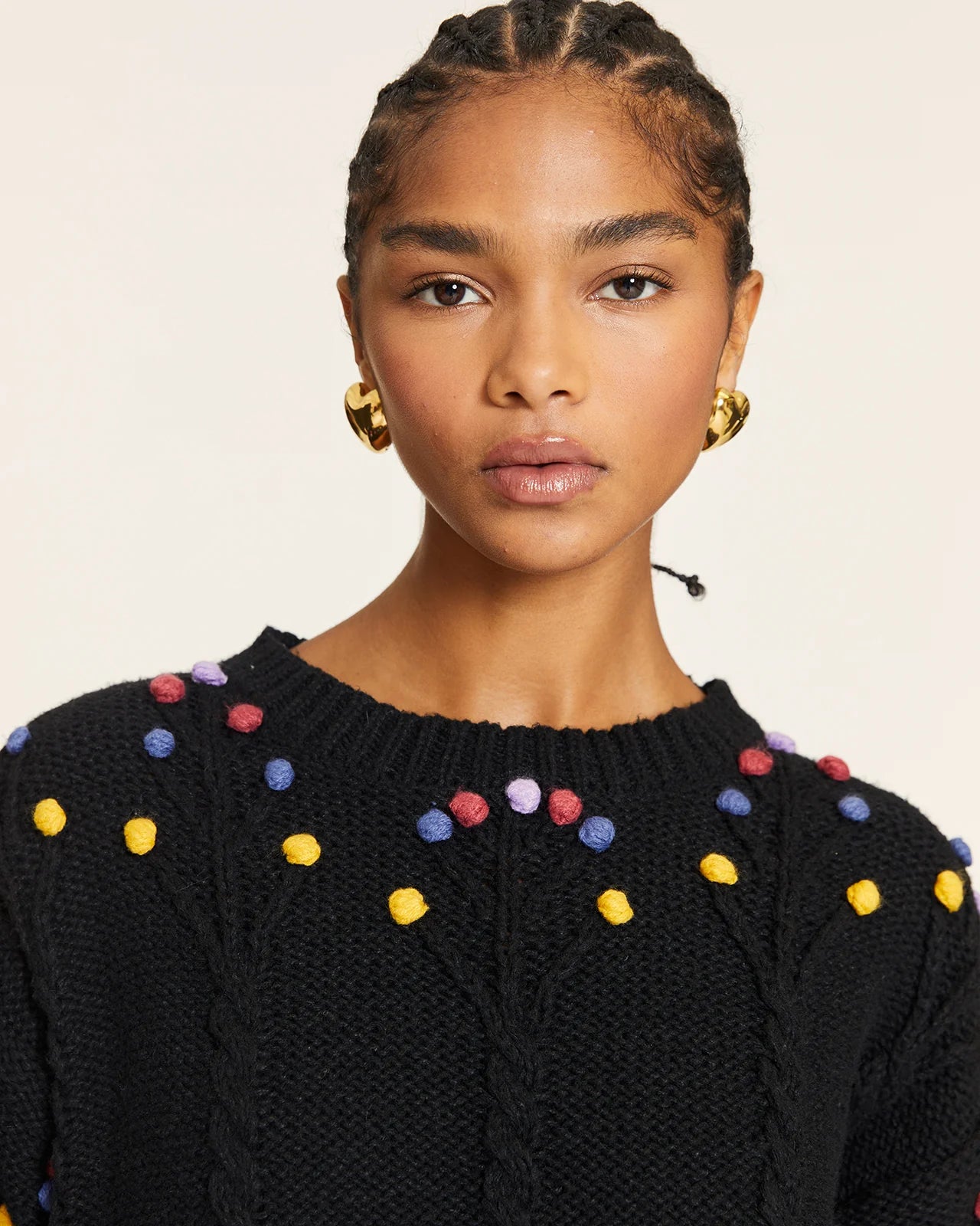 Jersey pompón trenzado negro