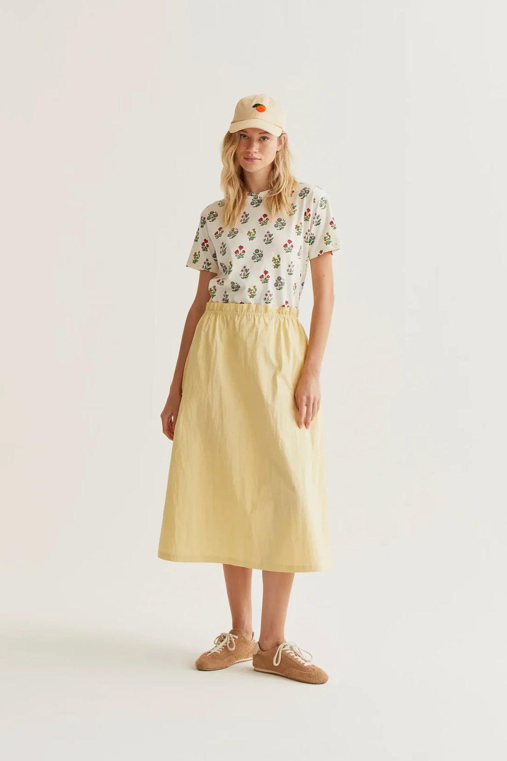 Camiseta manga corta estampado floral