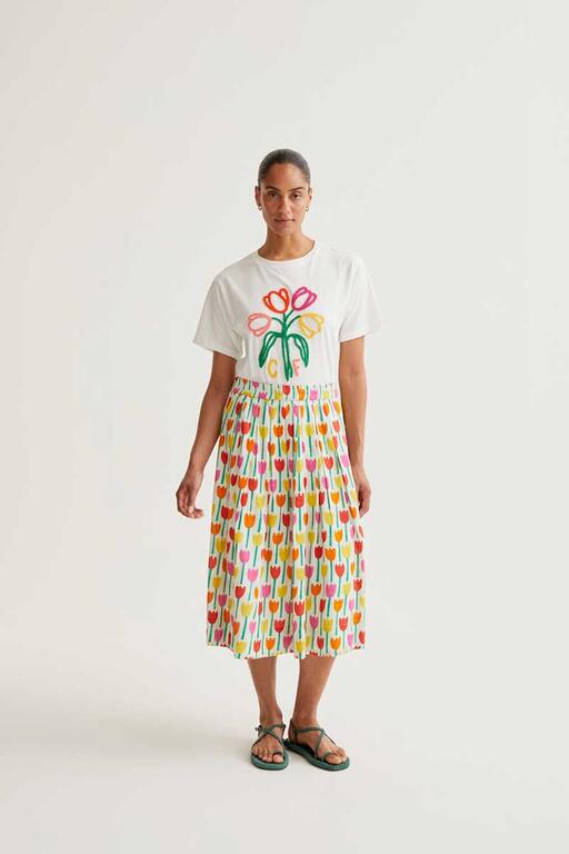 Camiseta bordada ramo tulipanes